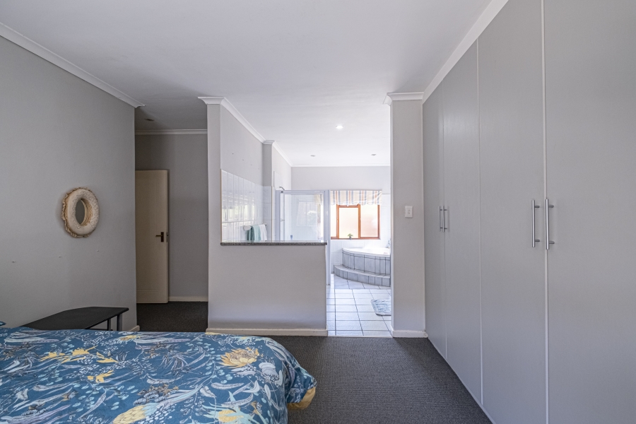 3 Bedroom Property for Sale in Summerstrand Eastern Cape